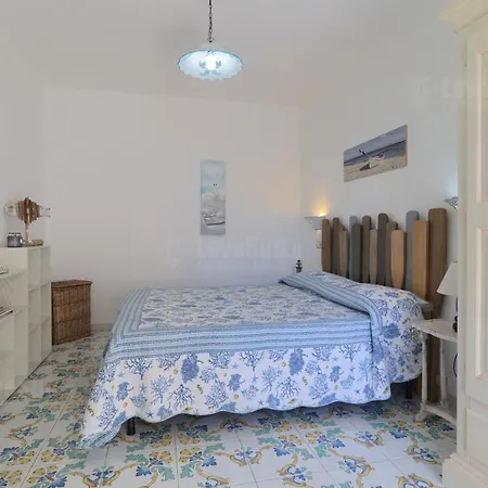 Feriehus Le Dimore Sul Mare A San Gregorio By Lovesud *